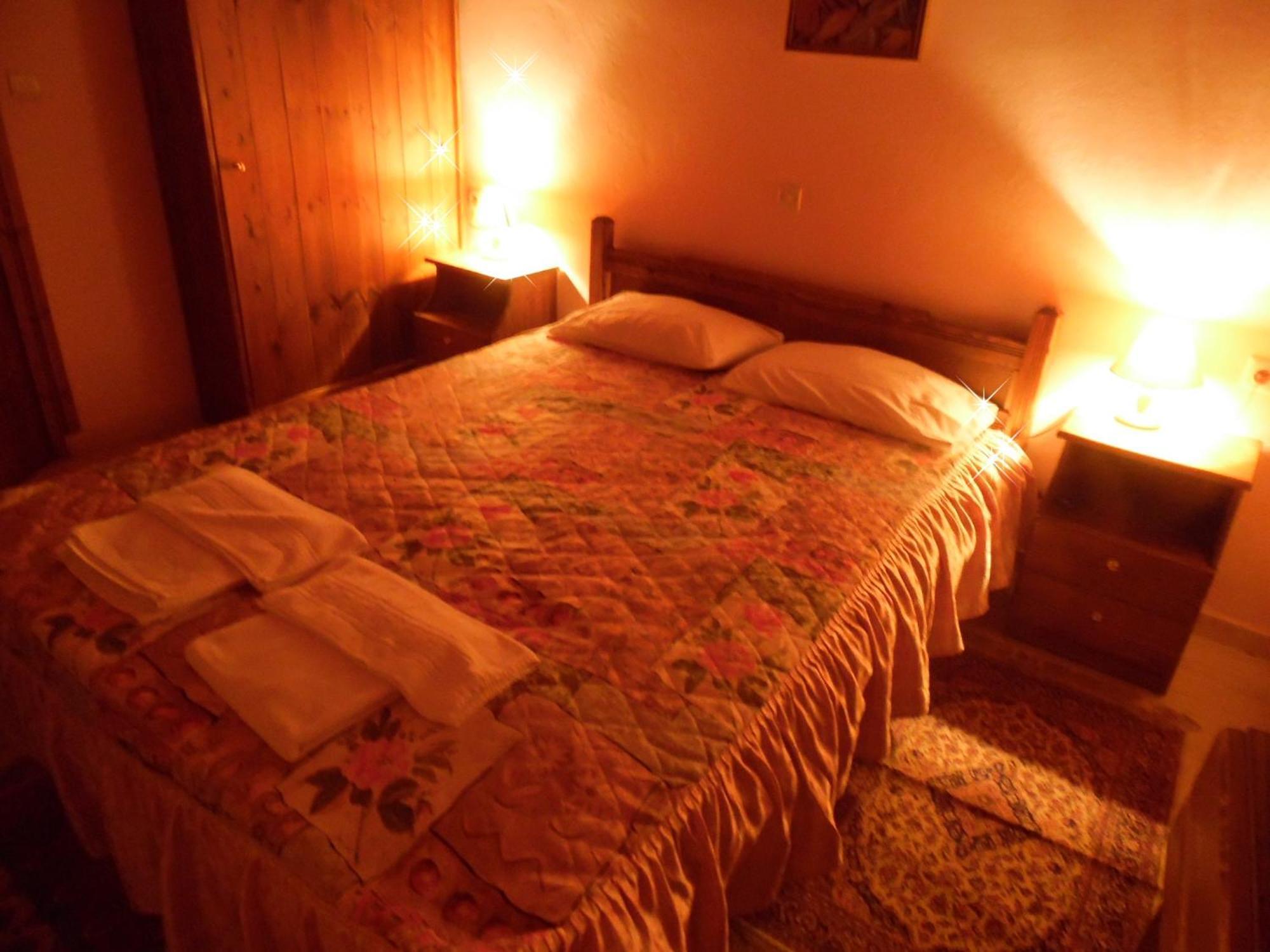 Elatos Rooms Mikro Chorio (Central Greece) Exterior foto