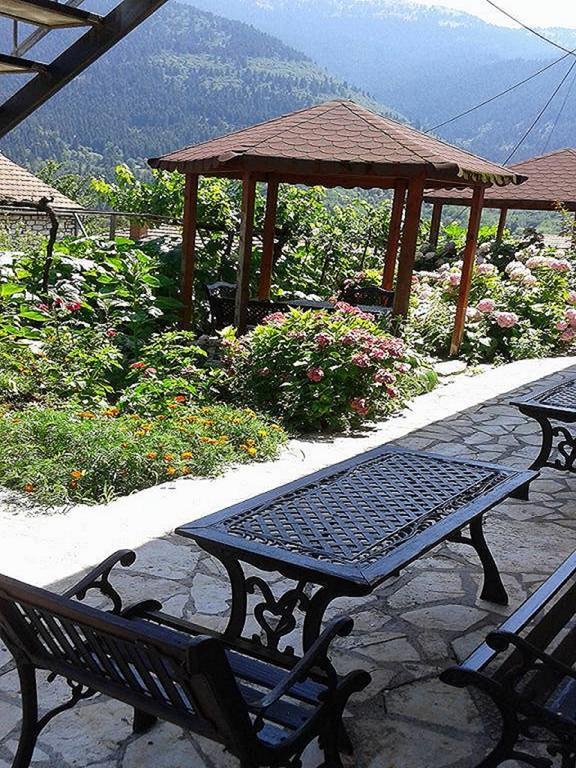 Elatos Rooms Mikro Chorio (Central Greece) Exterior foto