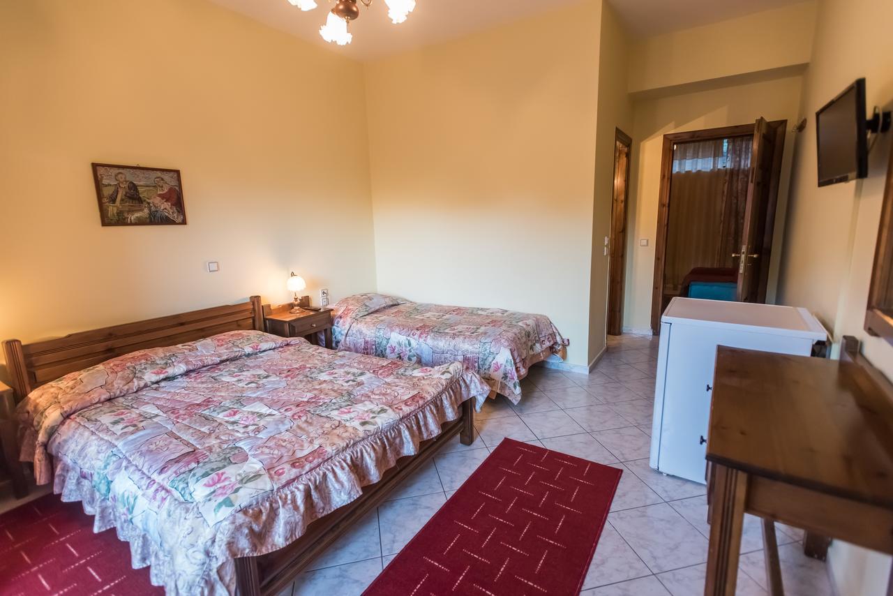 Elatos Rooms Mikro Chorio (Central Greece) Exterior foto