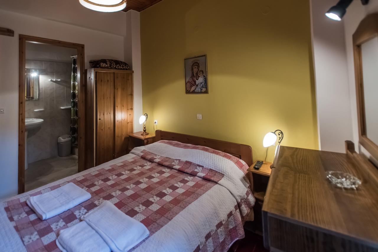 Elatos Rooms Mikro Chorio (Central Greece) Exterior foto