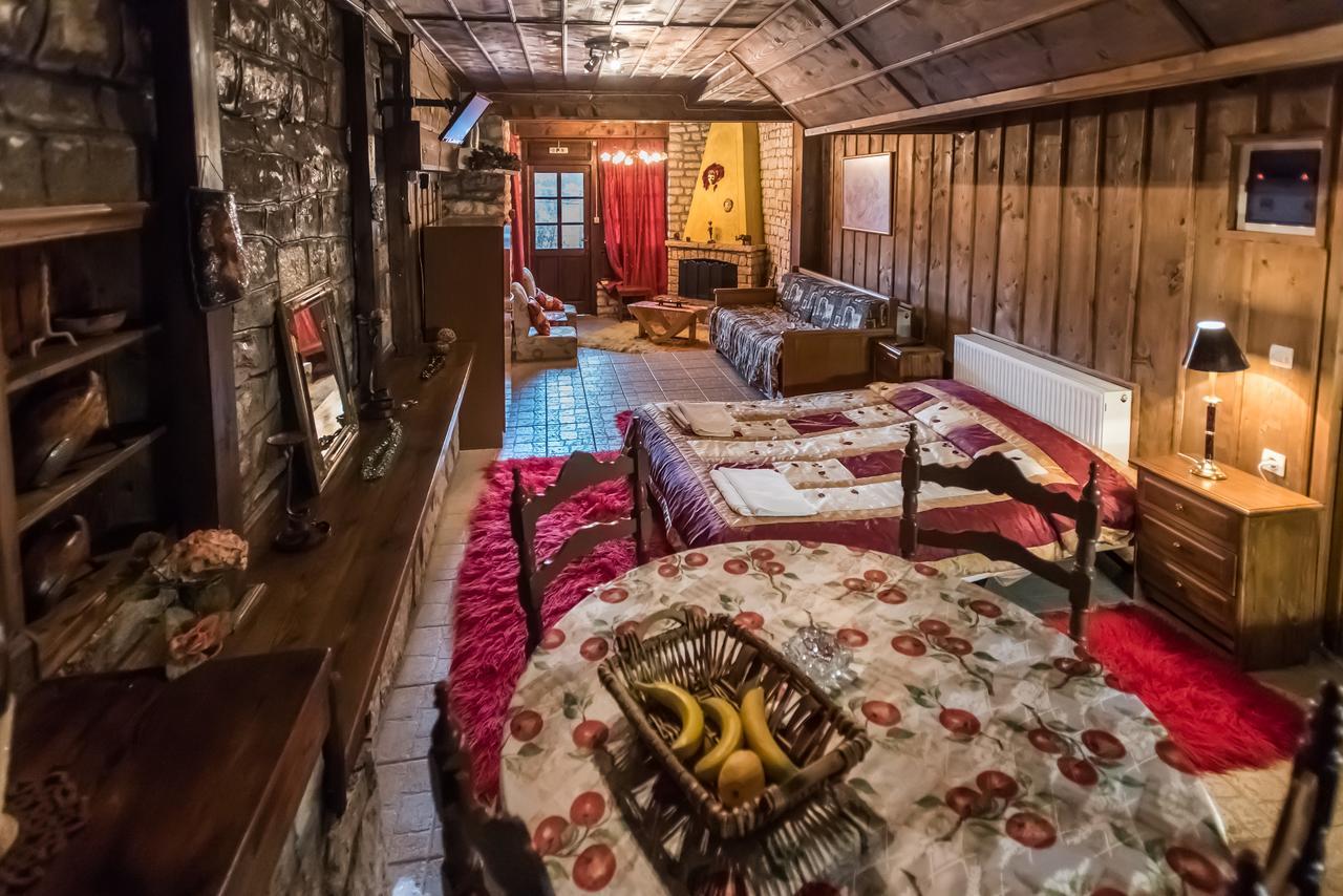 Elatos Rooms Mikro Chorio (Central Greece) Exterior foto