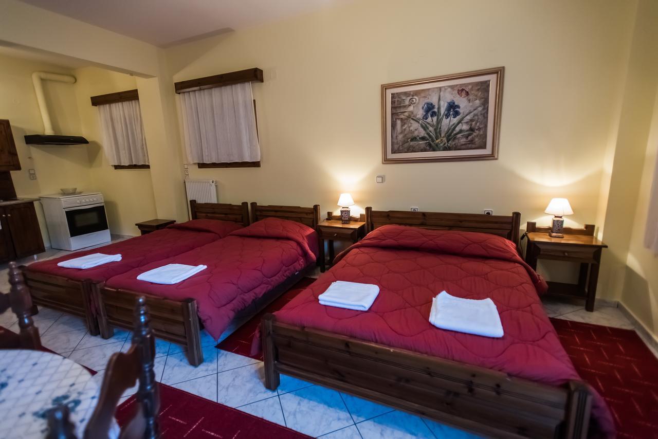 Elatos Rooms Mikro Chorio (Central Greece) Exterior foto